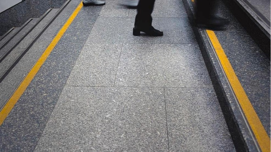 防滑警示膠帶哪家好？老牌實力廠家【昆山玉寰】